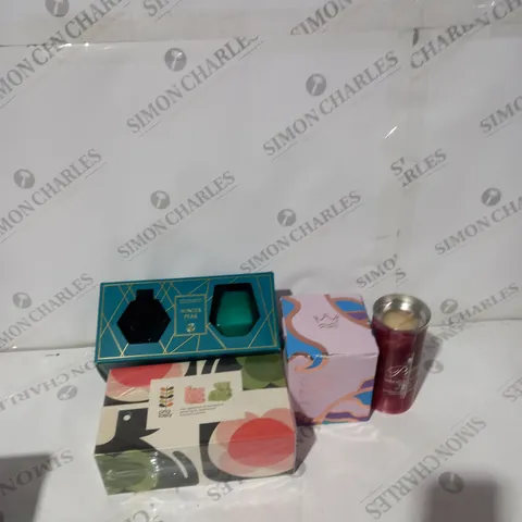BOX OF ASSORTED HOUSEHOLD ITEMS TO INCLUDE CANDLES, WAX MELTS ETC