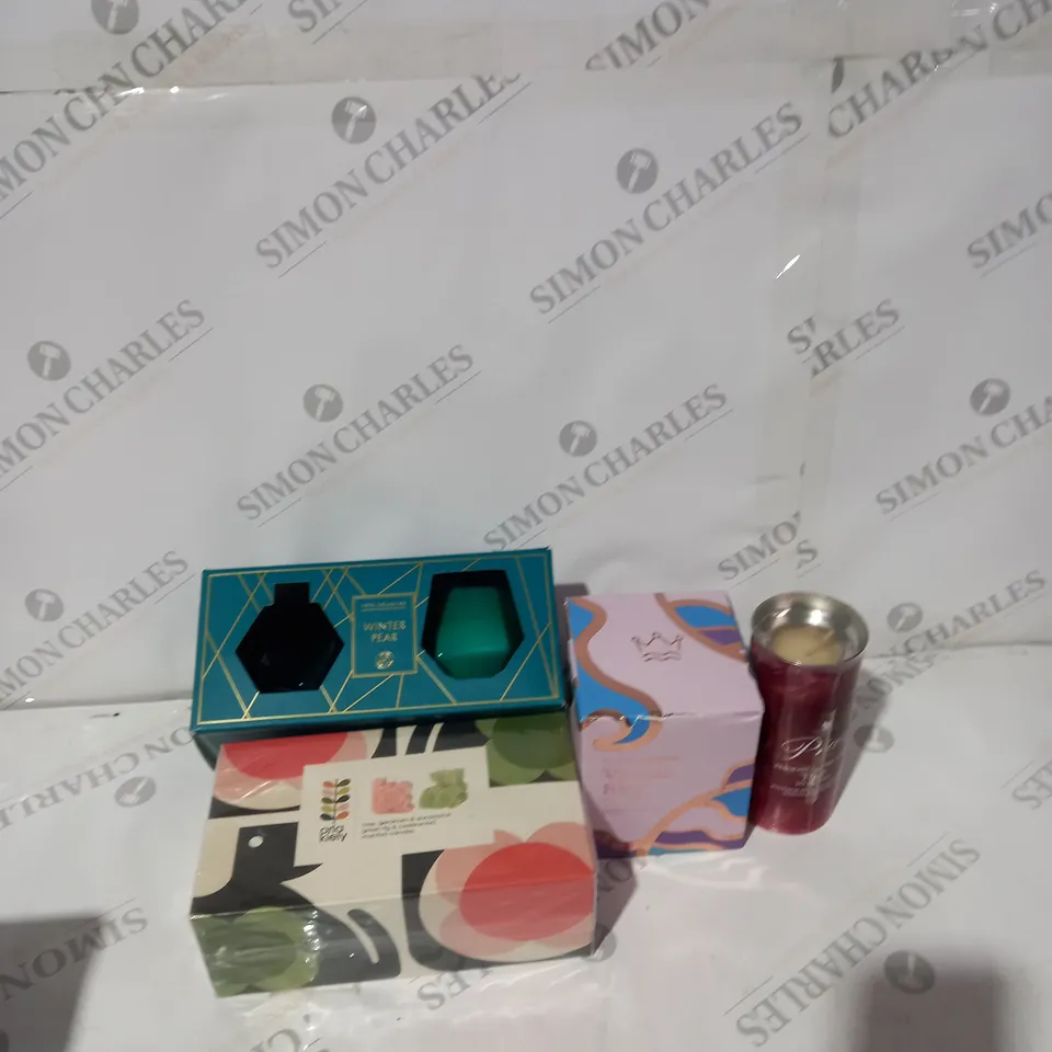 BOX OF ASSORTED HOUSEHOLD ITEMS TO INCLUDE CANDLES, WAX MELTS ETC