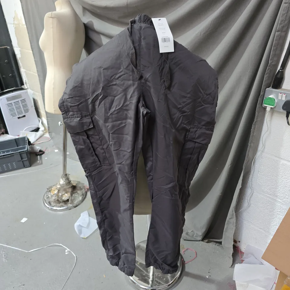 FRENCH CONNECTION CHARCOAL BOTTOMS, SIZE L (54XPT0204)