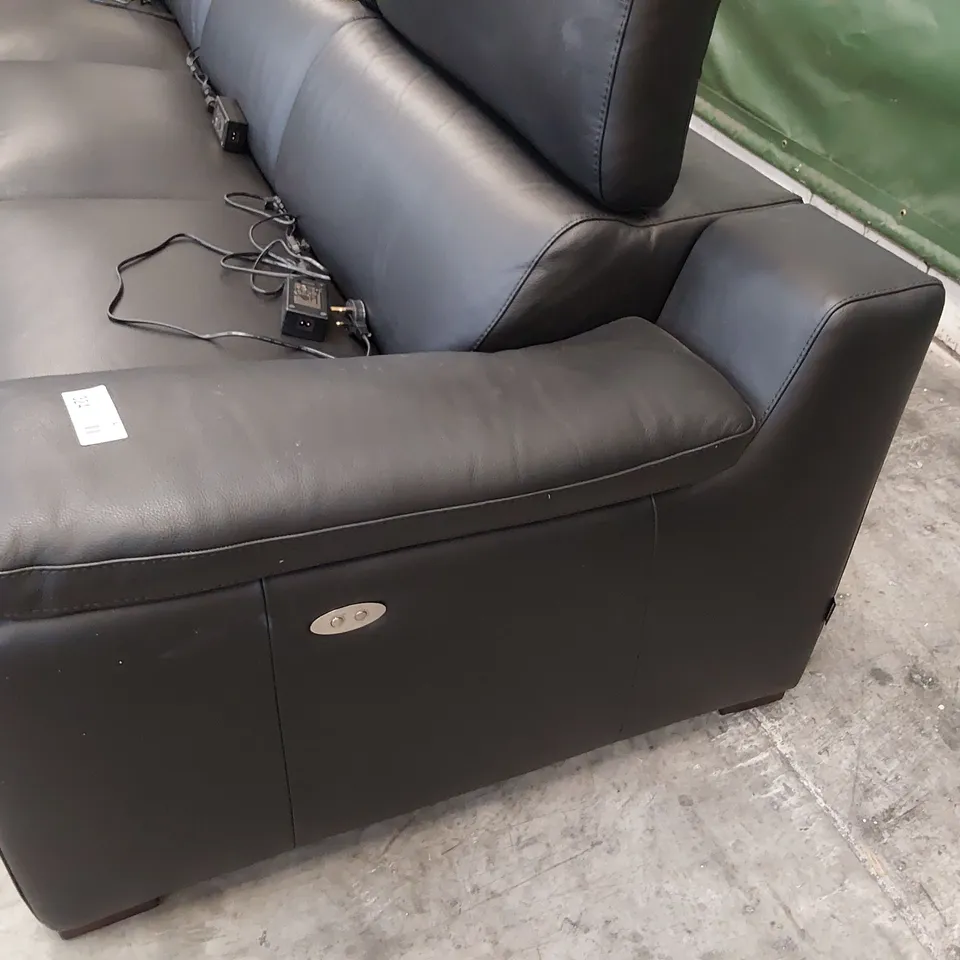 QUALITY ITALIAN DESIGNER MAESTRALE POWER RECLINING THREE SEATER SOFA WITH ADJUSTABLE HEADRESTS BLACK LEATHER 