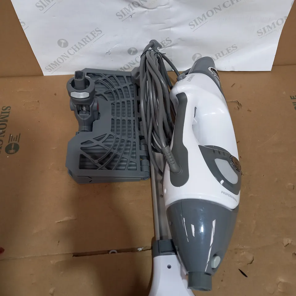 SHARK FLOOR AND HANDHELD STEAM CLEANER S6005