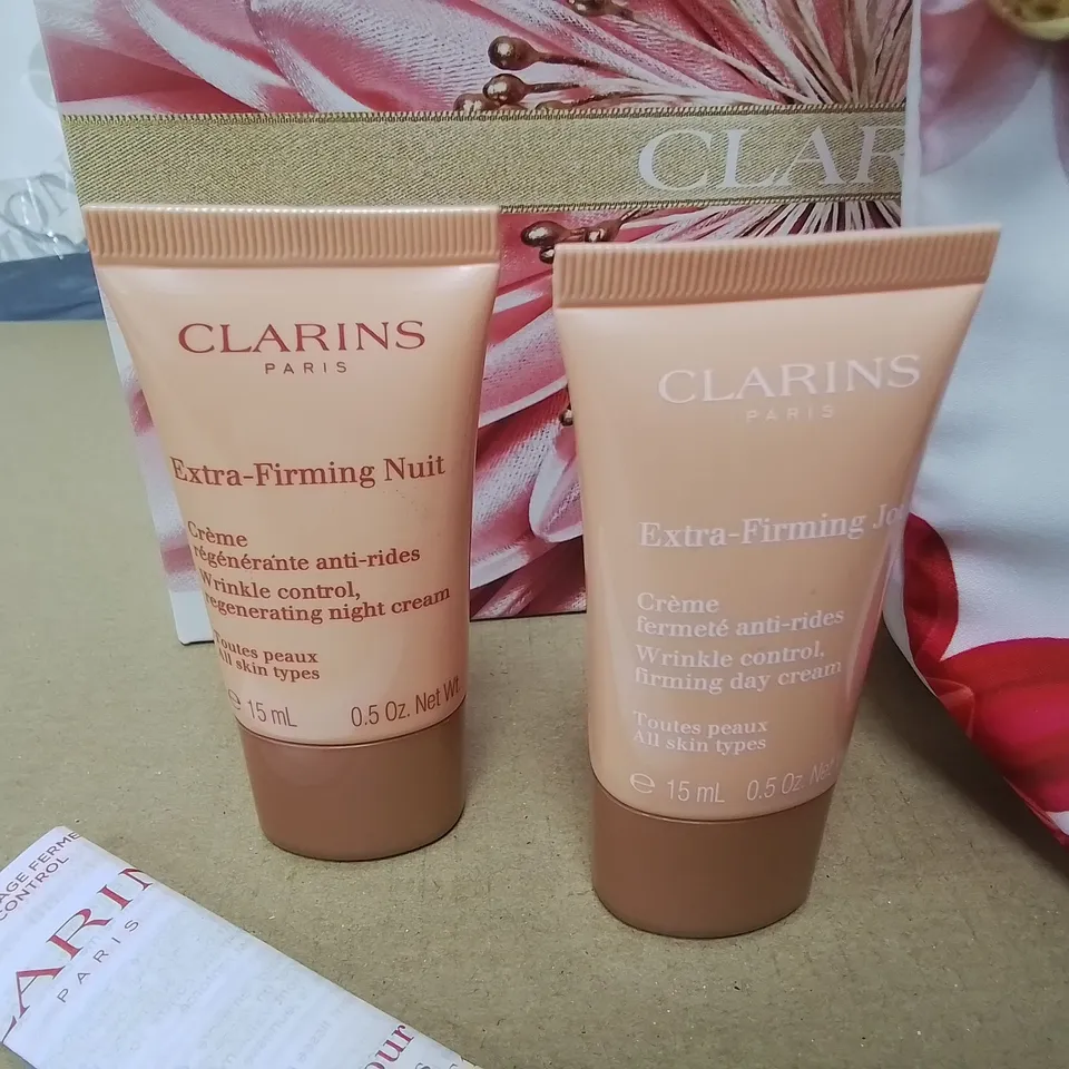 CLARINS EXTRA-FIRMING 15ML DAY & NIGHT CREAMS WITH MAKE UP BAG