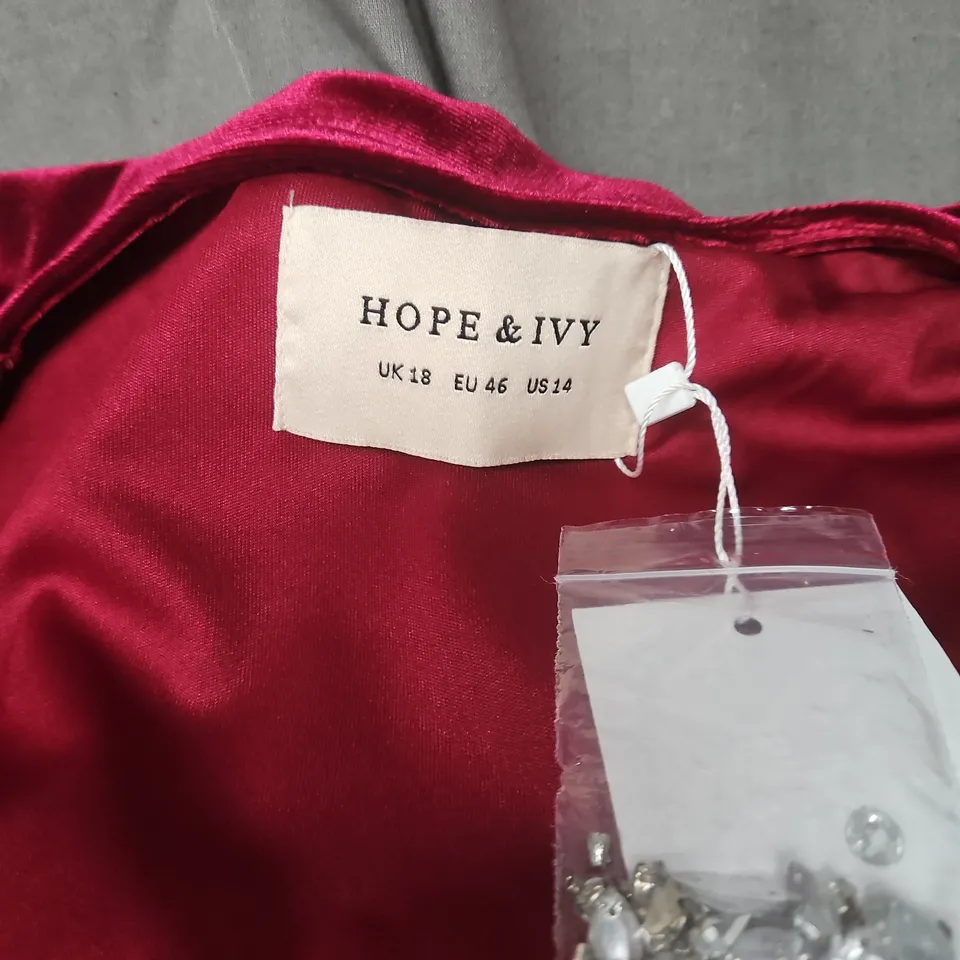 HOPE & IVY BURGUNDY VELVET DRESS, UK 18 (EU 46, US 14)
