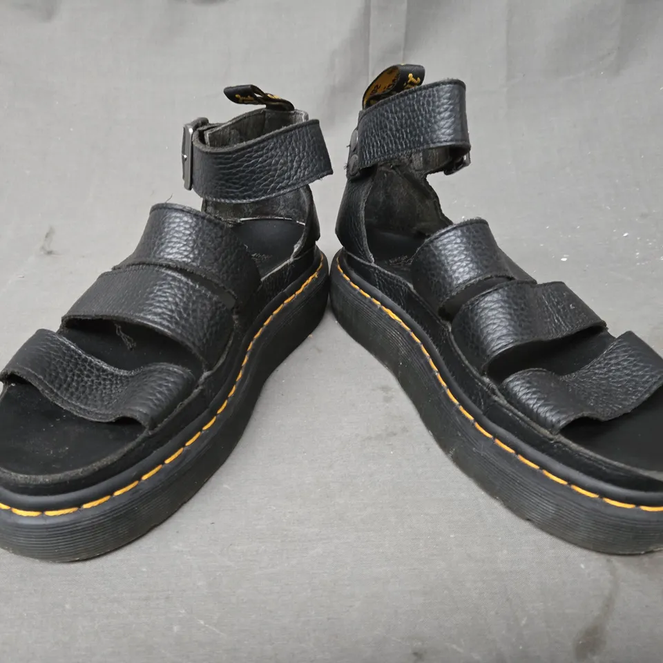 BOXED PAIR OF DR MARTENS OPEN TOE SANDALS IN BLACK UK SIZE 4