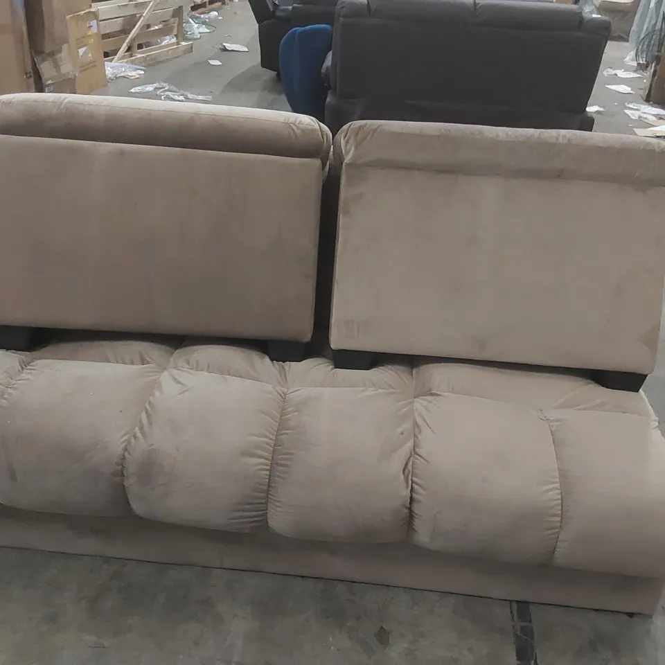 QUALITY DESIGNER PHILIPSBURG SOFA BED - REQUIRES ASSEMBLY