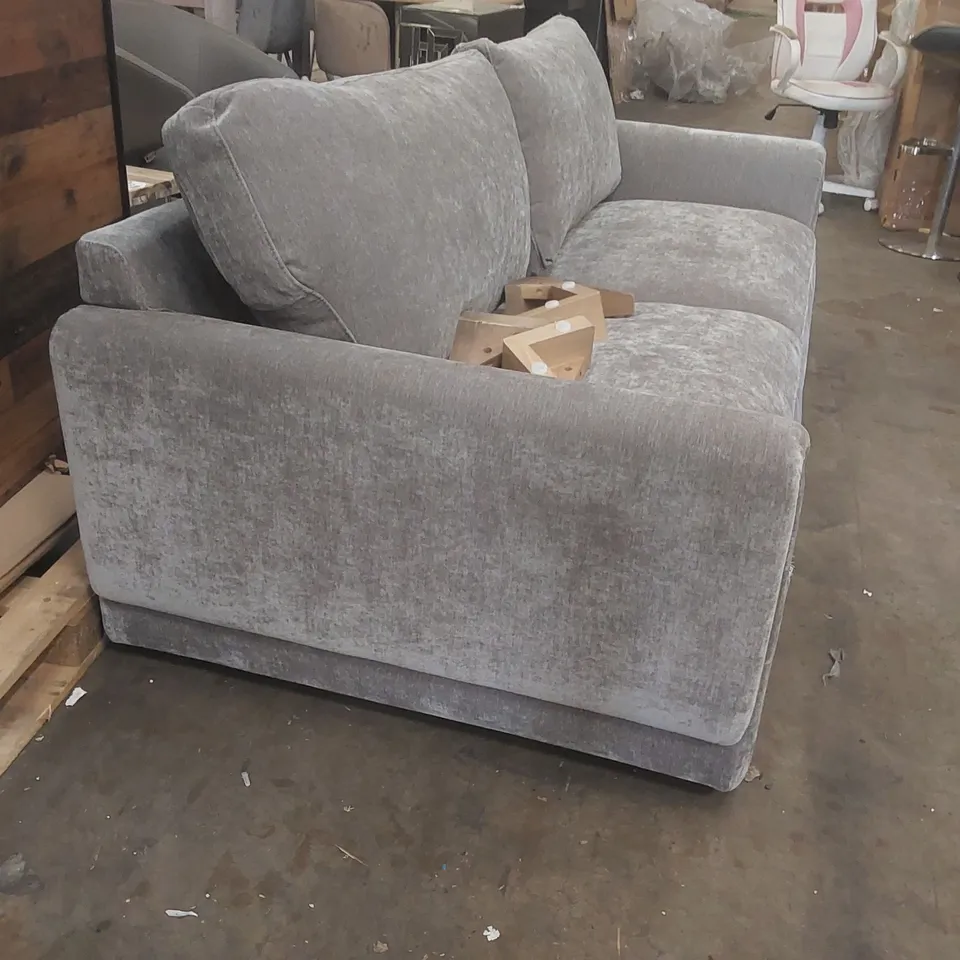 DANETTI 4-SEATER UPHOLSTERED SOFA 