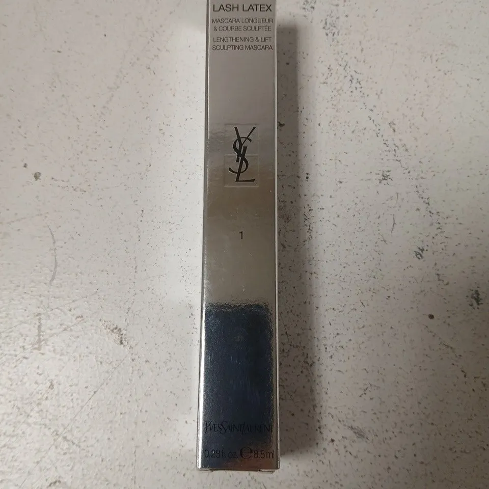YVES SAINT LAURENT LASH LATEX MASCARA – BOXED (0.28 FL OZ / 8.5 ML)