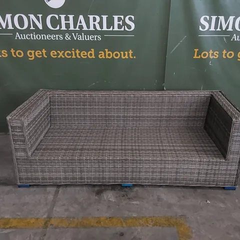 DESIGNER 3-SEATER RATTAN GARDEN SOFA - GREY