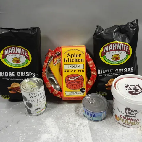 APPROXIMATELY 6 ASSORTED FOOD & DRINK ITEMS TO INCLUDE MARMITE RIDGE CRISPS, SPICE KITCHEN INDIAN SPICE TIN, PIP & NUT CRUNCHY PEANUT BUTTER, ETC