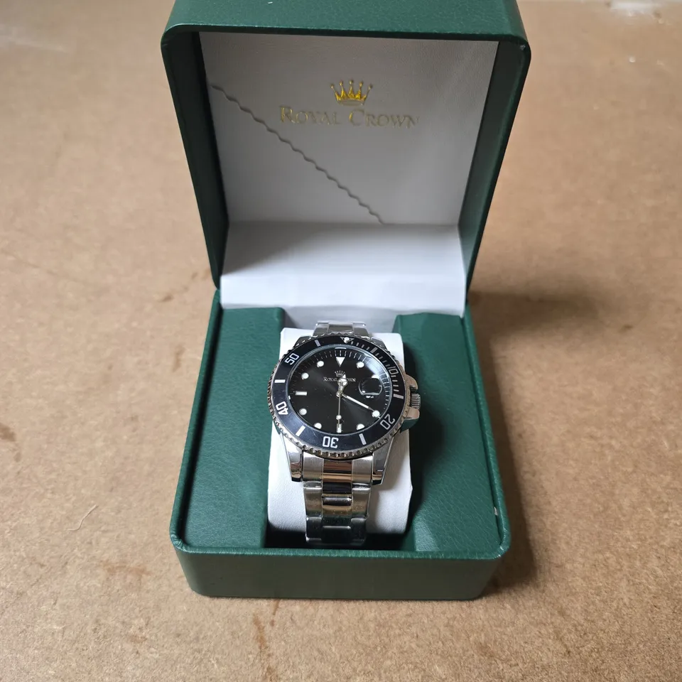 ROYAL CROWN STAINLESS STEEL DIVE WATCH IN PRESENTATION BOX 
