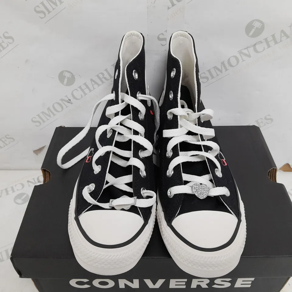 BOXED PAIR OF CONVERSE HEART PRINTED TRAINERS IN BLACK - WOMENS UK 6