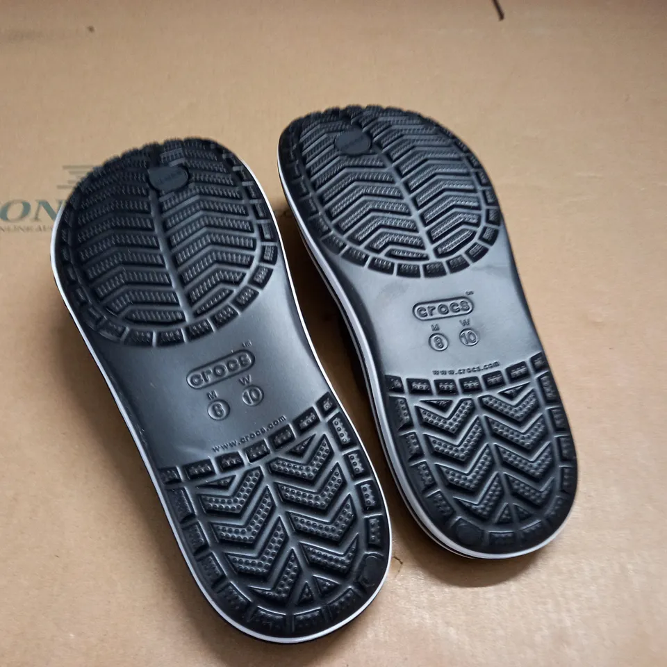 CROCS BAYABAND FLIP - UK M7/W8