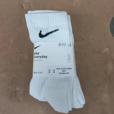 NIKE EVERYDAY COTTON CUSHIONED CREW SOCKS (3-PACK) IN WHITE SIZE 5-8