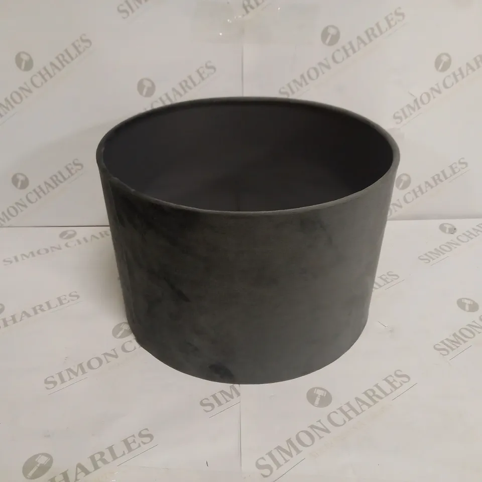 GREY SWADE LAMP SHADE 