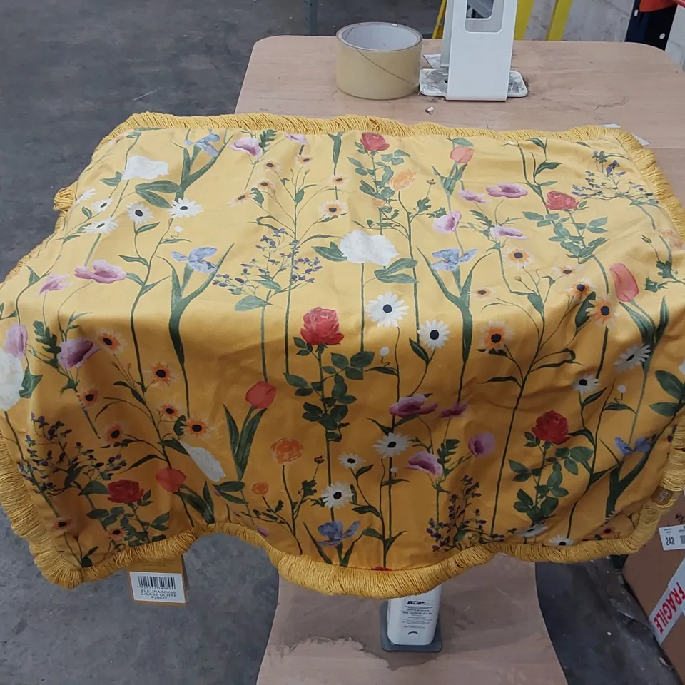 BAGGED FLORAL SQUARE SCATTER CUSHION COVER - 50 X 50CM (1 ITEM)