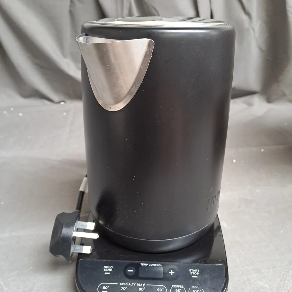 BOXED NINJA PERFECT TEMPERATURE KETTLE KT200UK