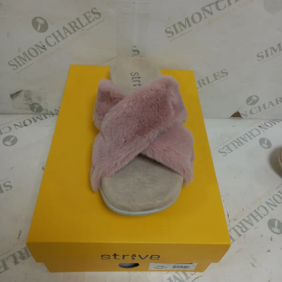 boxed strive nora pink sizes 7 