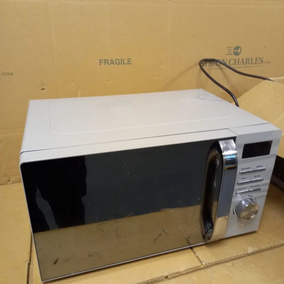 SWAN DIGITAL MICROWAVE