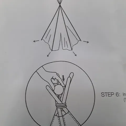 BOXED TEEPEE