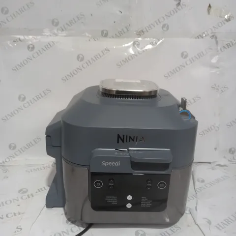 BOXED NINJA SPEEDI 10-IN-1 5.7L RAPID-COOKER & AIR FRYER ON400UK