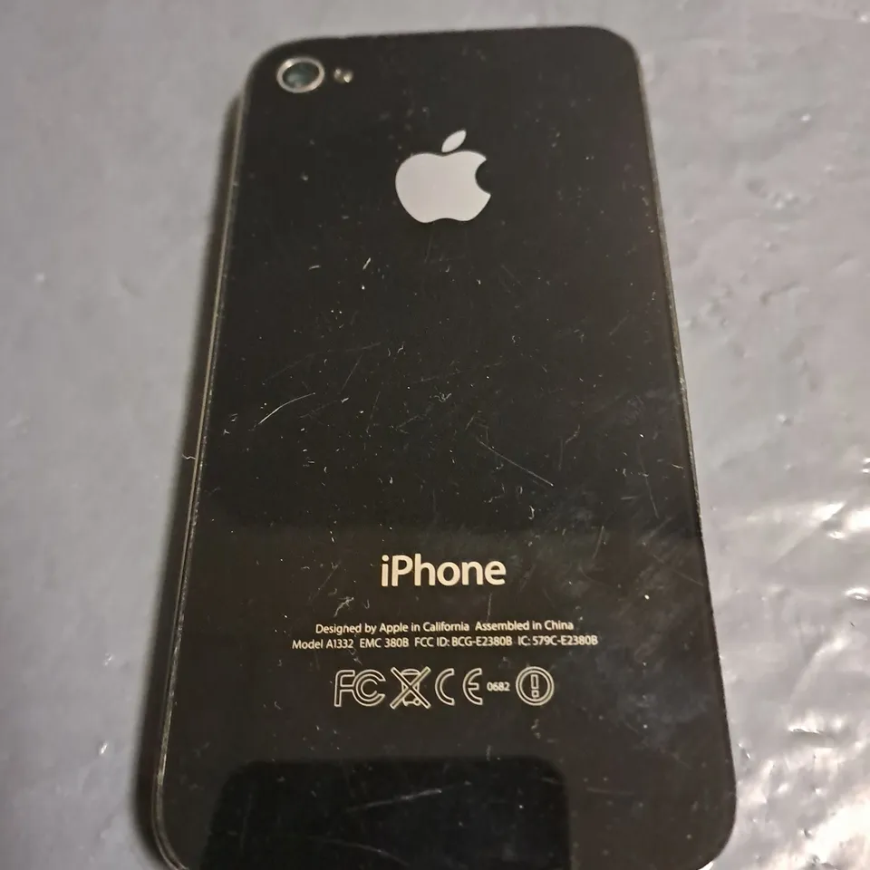 APPLE IPHONE 4 (A1332)