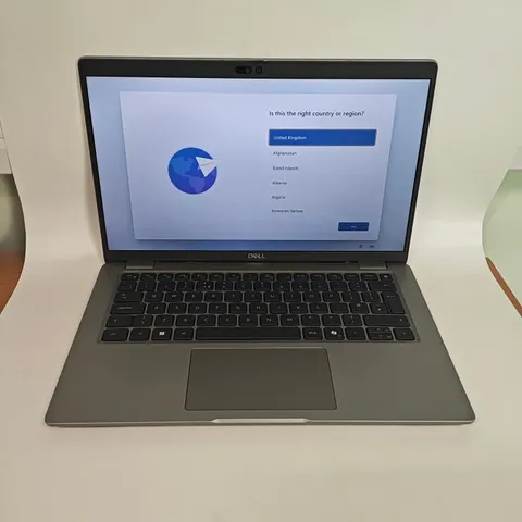 UNBOXED DELL LATITUDE 5450 LAPTOP IN SILVER - P165G