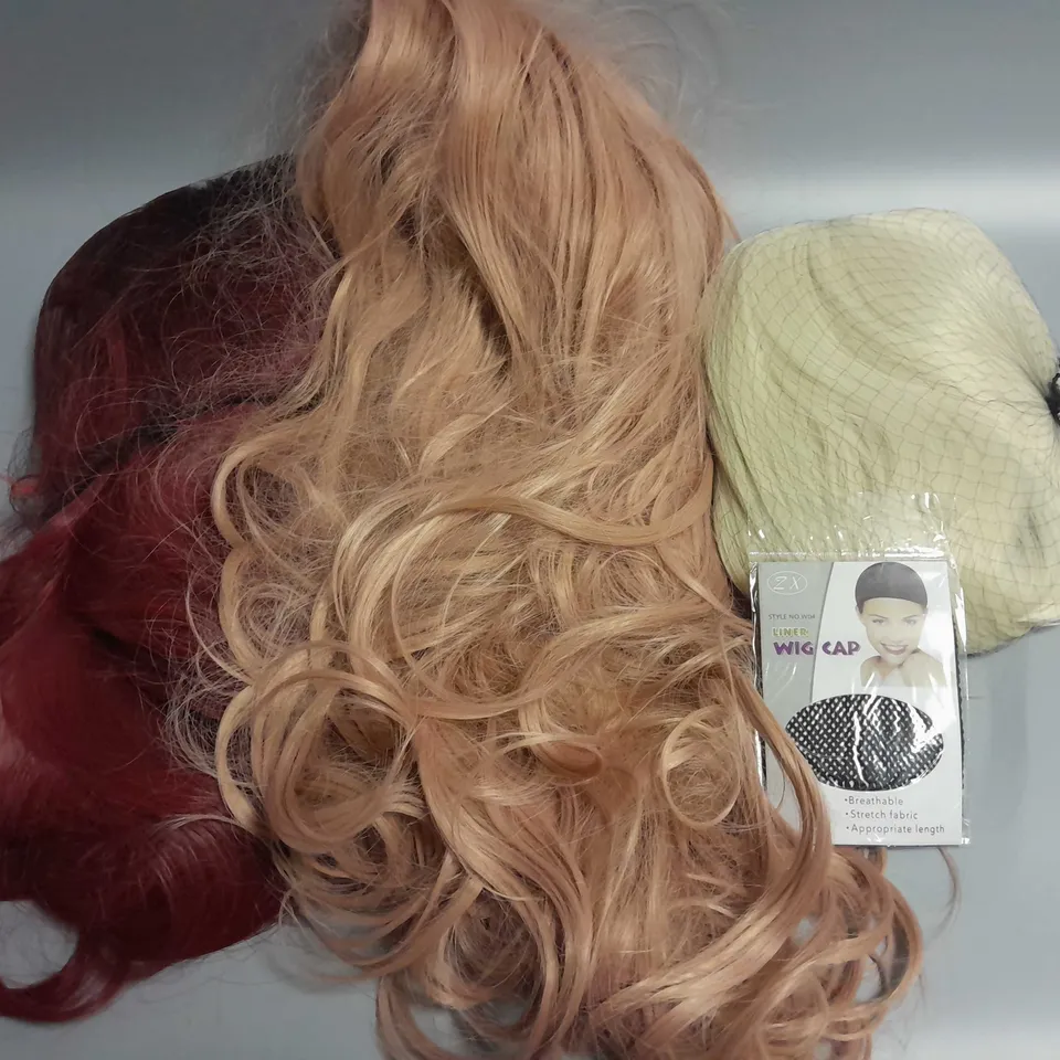LOT OF 3 ASSORTED WOMENS WIGS