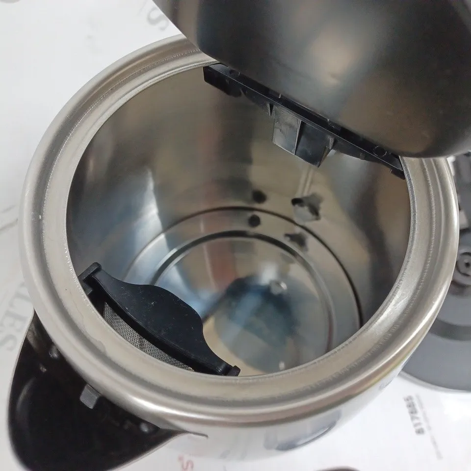 BOXED COOK'S ESSENTIALS MULTI TEMPERATURE 1.7L KETTLE