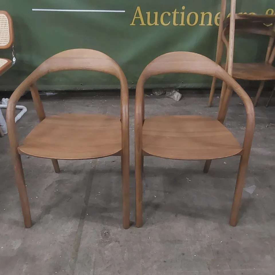 PAIR OF COPENHAGEN DINING CHAIRS - WALNUT BOW BACK