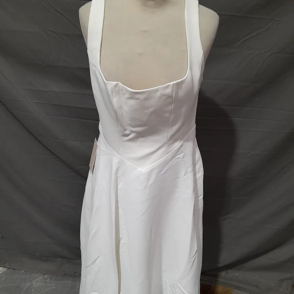 ODDMUSE THE ULTIMATE MUSE HIGH WAIST SQUARE NECK MIDI DRESS IN WHITE - MEDIUM