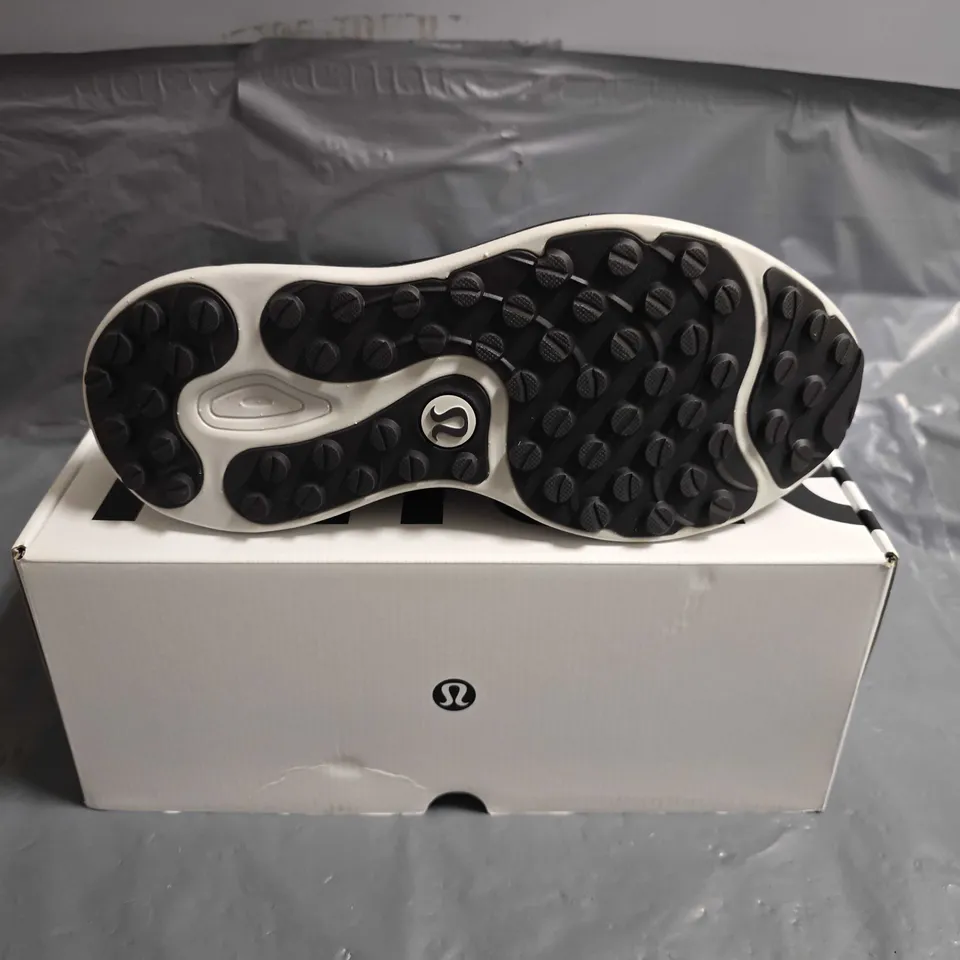 BOXED PAIR OF LULULEMON WOMENS BLISSFEEL TRAIL RUN TRAINERS - UK SIZE 5.5