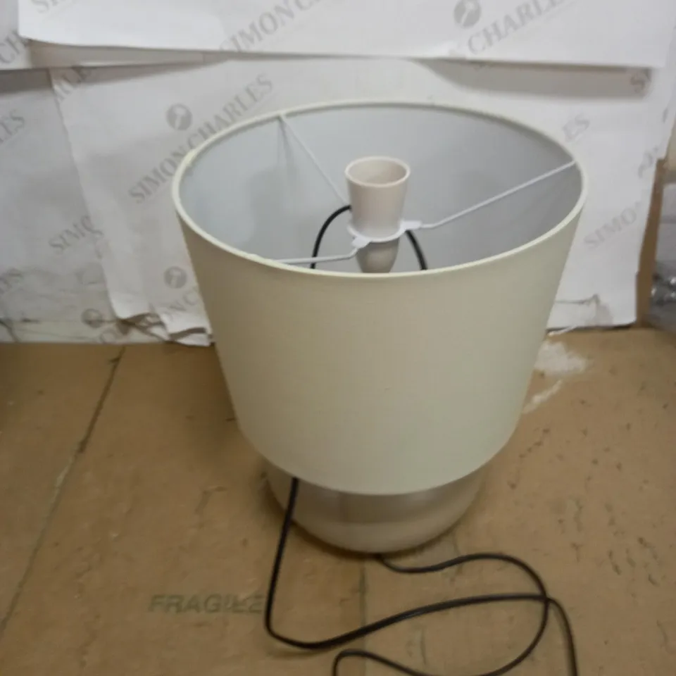 LAURA TOUCH LAMP