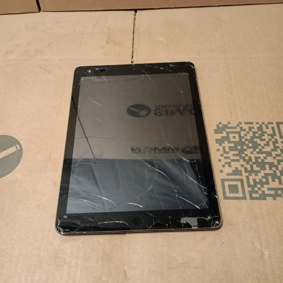 APPLE IPAD AIR A1747 UNBOXED