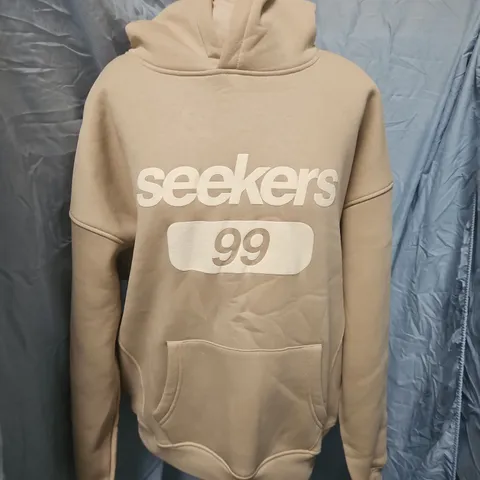 SISTERS AND SEEKERS STRIPE OVERSIZED HENLEY SWEATSHIRT – COFFEE BEAN/MARSHMALLOW WHITE, UK S