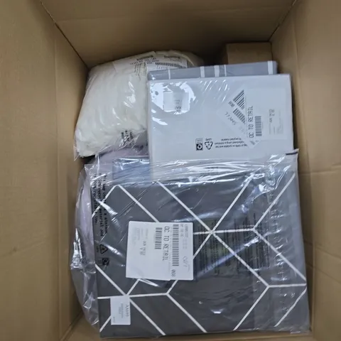 BOX OF APPROXIMATELY 15 ASSORTED ITEMS OF VARIOUS COLOURS AND STYLES