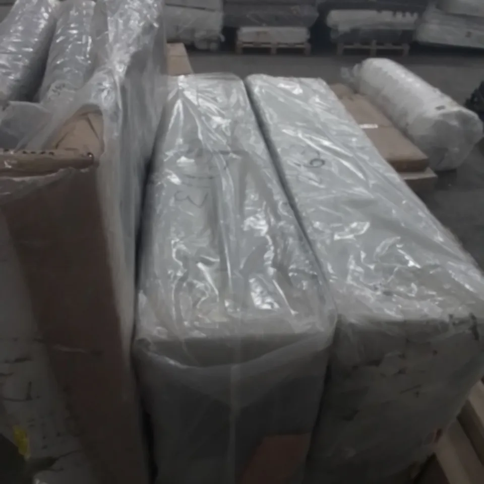 MANDALAY DIVAN BED SET - SIZE UNSPECIFIED 