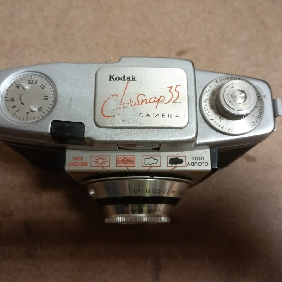 KODAK COLORSNAP 35 CAMERA