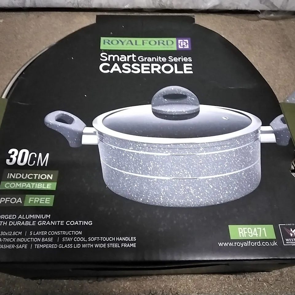 ROYALFORD CASSEROLE DISH WITH GLASS LID COOKING POT 30CM 