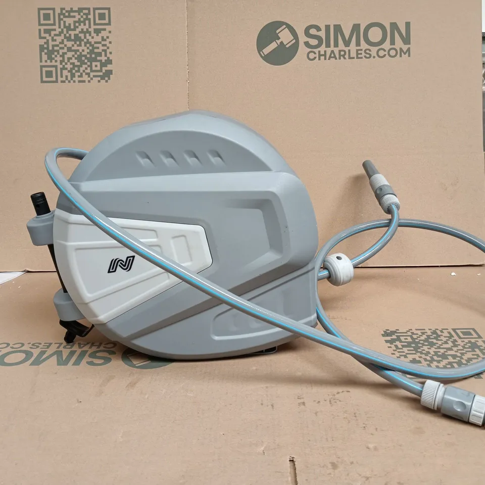 GARDEN GREY RETRACTABLE HOSE REEL UNBOXED