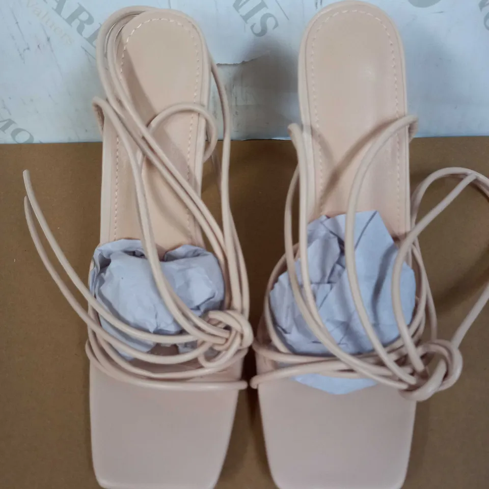 BOXED PAIR OF HIGH HEELS (BEIGE), SIZE 40 EU