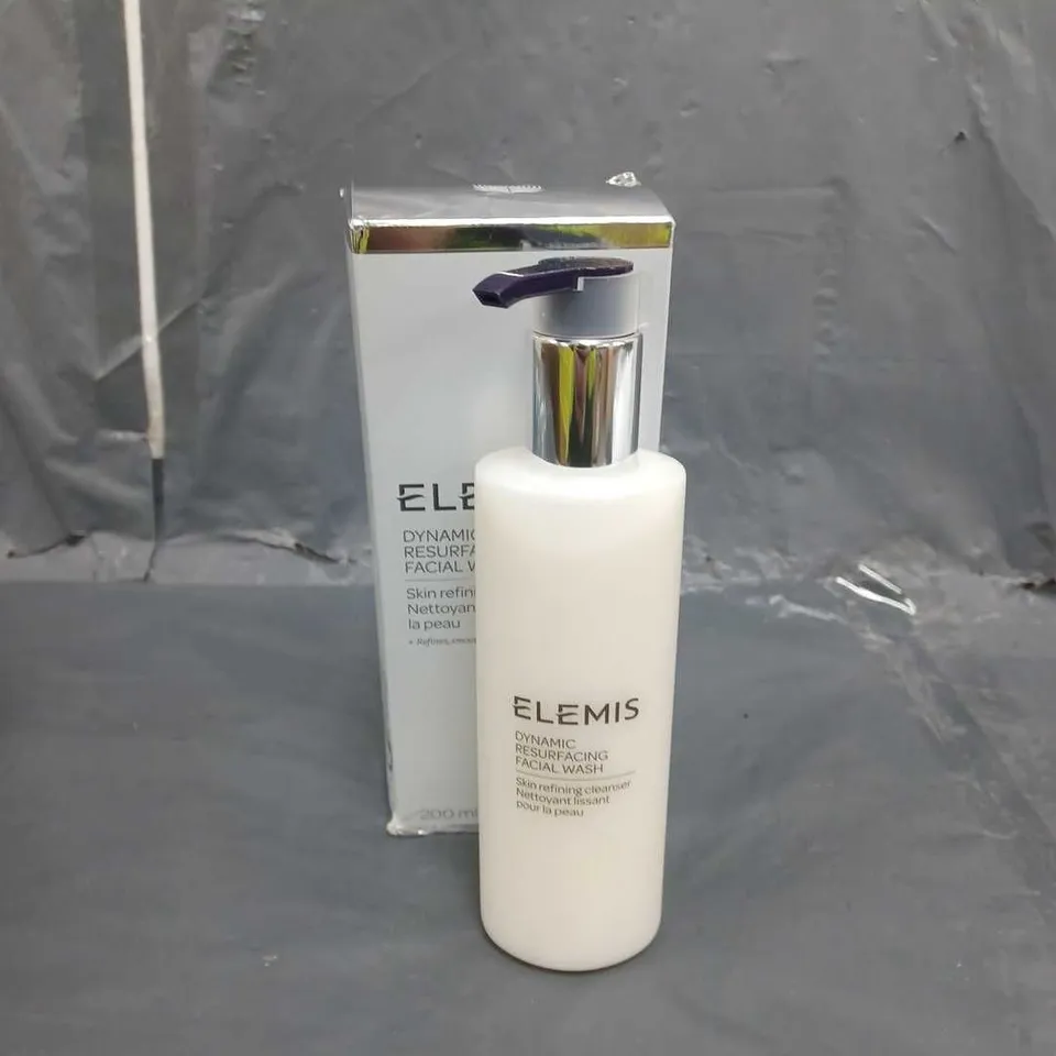 ELEMIS SOOTHING APRICOT TONER (200ml)