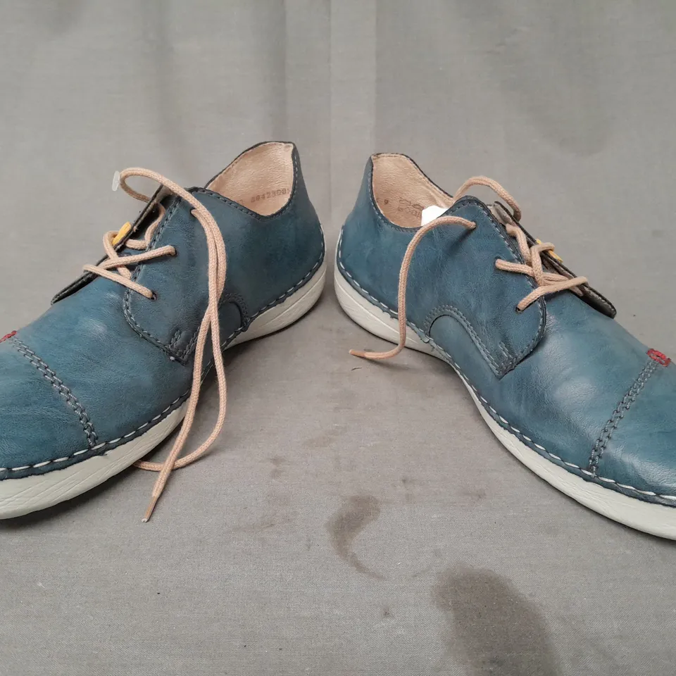 BOXED PAIR OF RIEKER SHOES IN BLUE EU SIZE 40