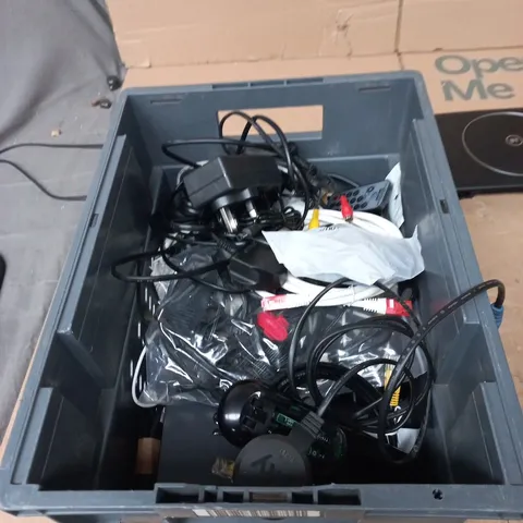 TOTE OF APPROXIMATELY 15 ASSORTED ITEMS TO INCLUDE: BT ROUTERS