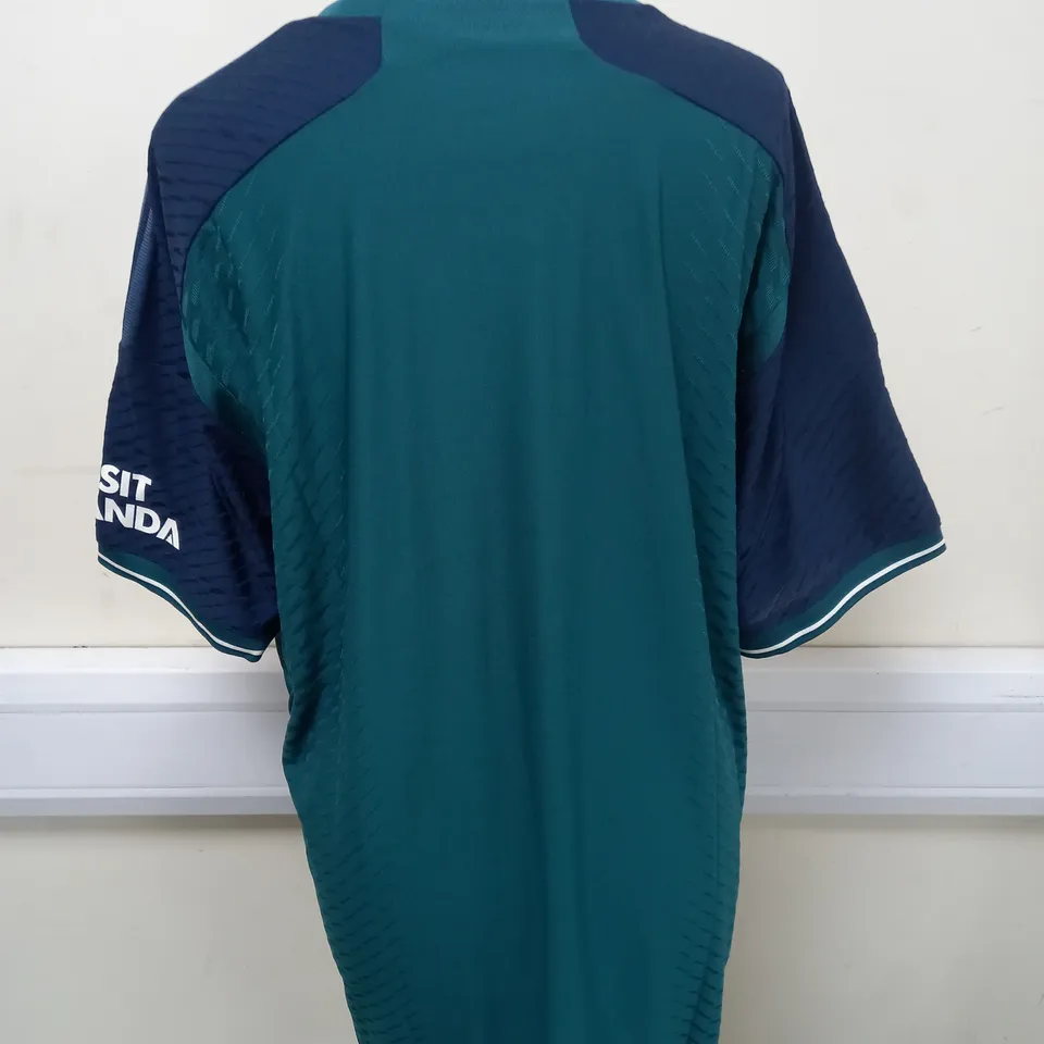 ARSENAL FC AWAY SHIRT SZIE XL