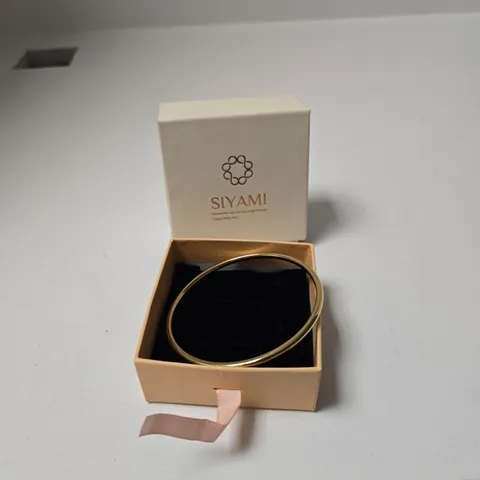 SIYAMI GOLD-TONE BANGLE BRACELET – PRESENTATION BOX