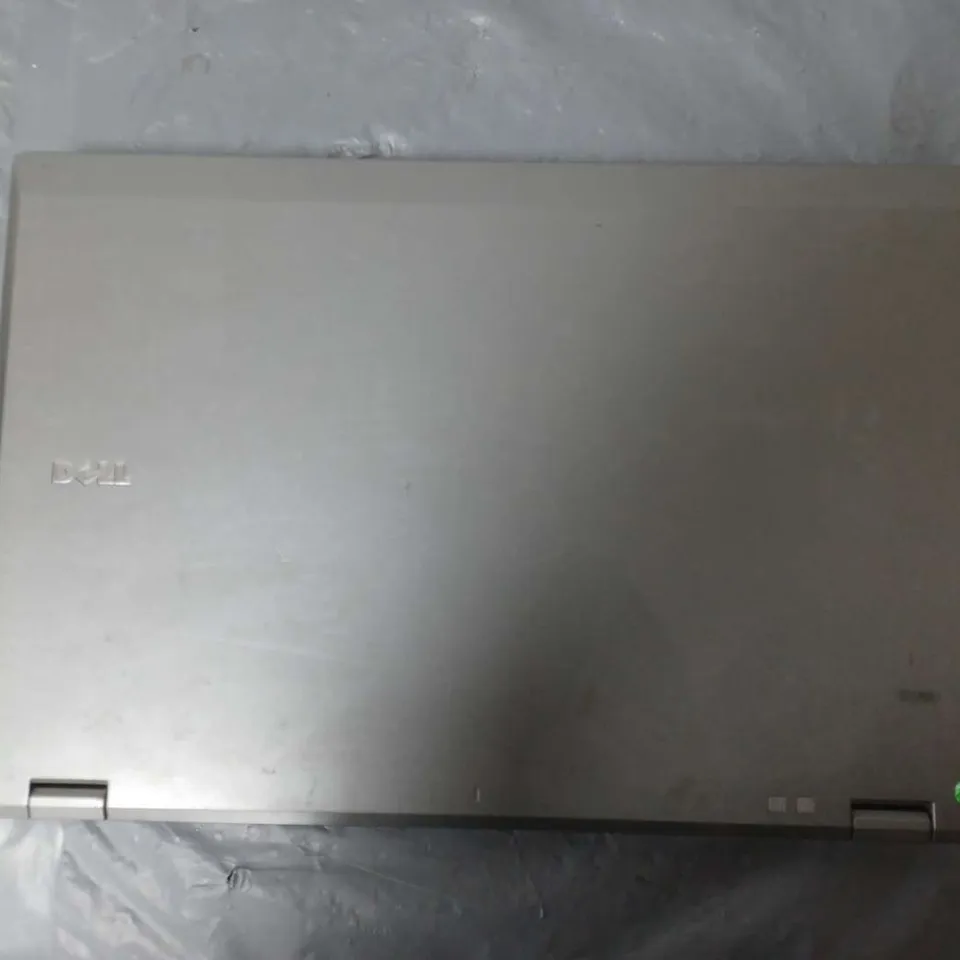 DELL LATITUDE E5510	15 INCH	I3 M 370 2.40GHZ