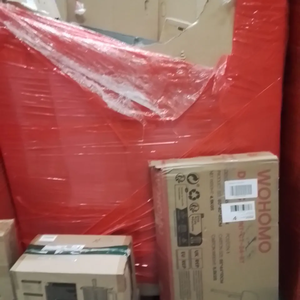 PALLET OF ASSORTED HOUSEHOLD GOODS AND PRODUCTS TO INCLUDE;JUICER,COFFEE ORGANIZER STATION,DESK