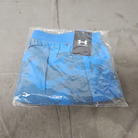 UNDER ARMOUR BLUE ATHLETIC SHORTS – SIZE M