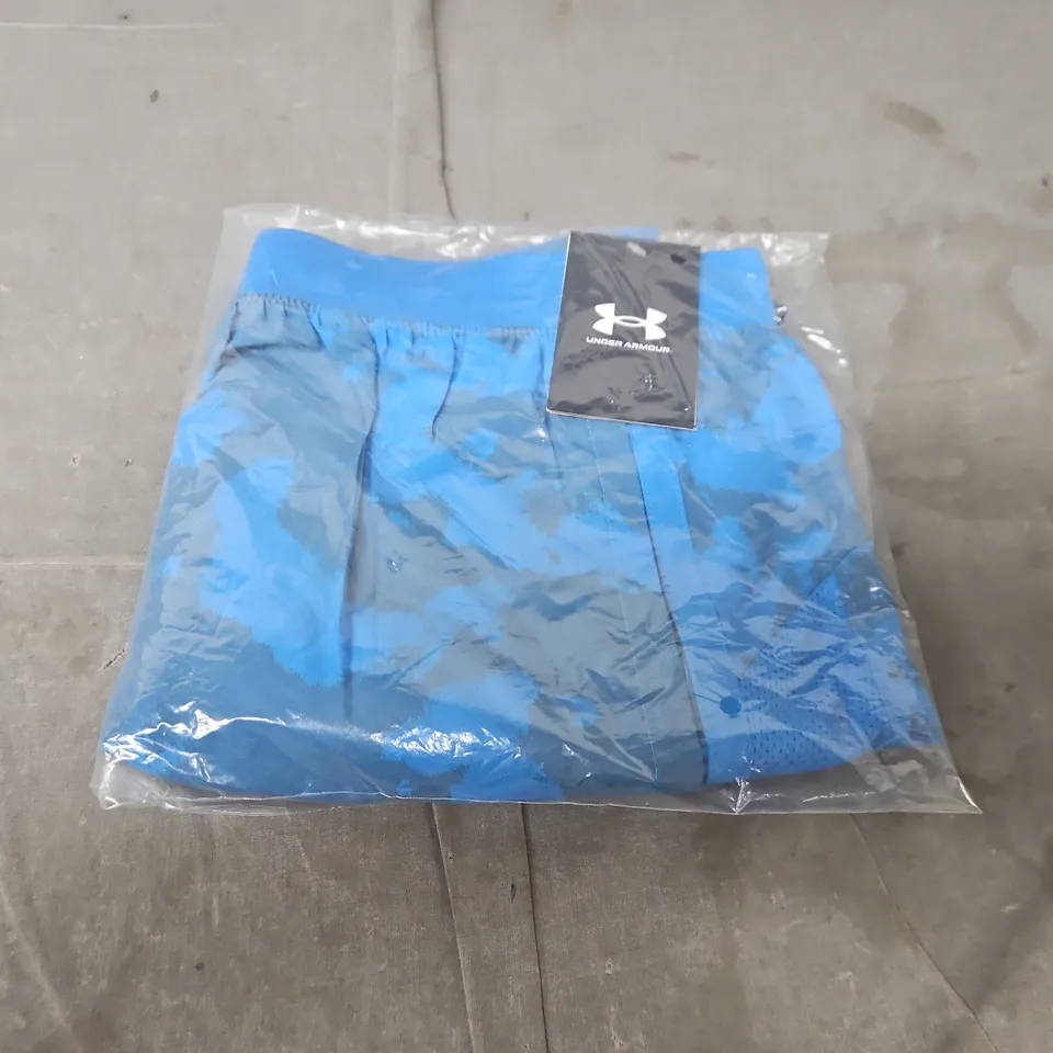 UNDER ARMOUR BLUE ATHLETIC SHORTS – SIZE M