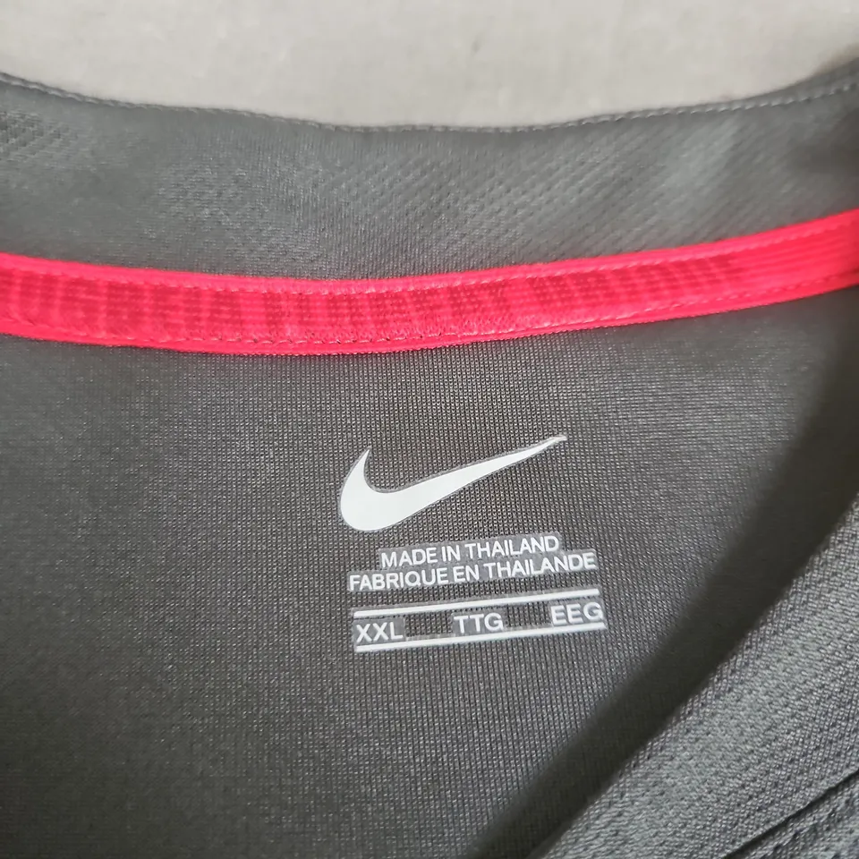 NIKE ENGLAND ROSE CREST JERSEY – BLACK WITH RED TRIM, O2 SPONSOR, UK XXL